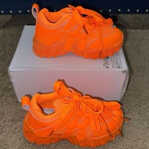 Toddler Girl: Sneakers